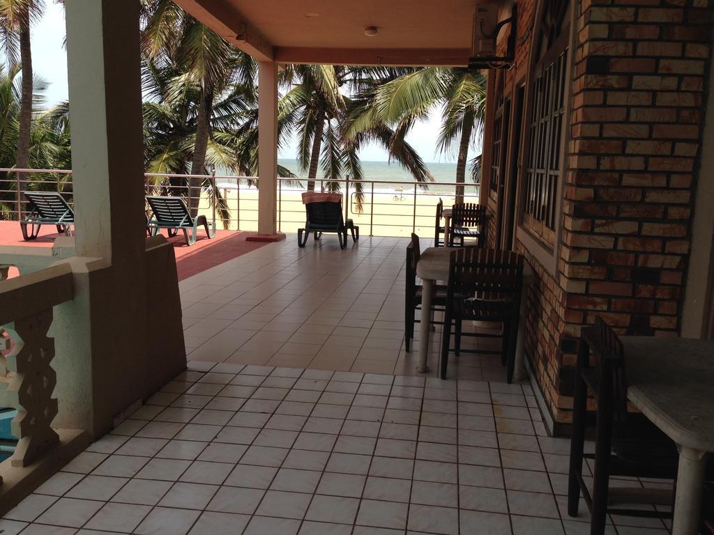 Oasis Beach Resort Negombo Exterior foto