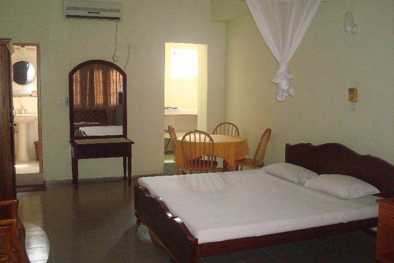 Oasis Beach Resort Negombo Exterior foto